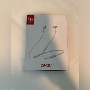 BeatsX Wireless Headphones  w Travel Case